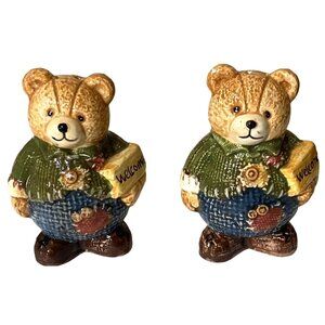 CKRO Brand Set of 2 Teddy Bears w/Welcome Sign Salt and Pepper Shakers Ceramic